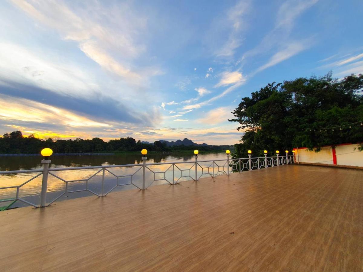 Golden Dragon Kanchanaburi Bagian luar foto
